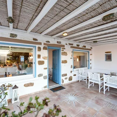 Paradise - Irina's Oasis Country house Ftelia (Mykonos)