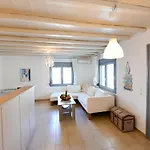 Irina Mykonos Hétvégi ház Fteliá