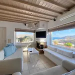 Irina Mykonos * Fteliá