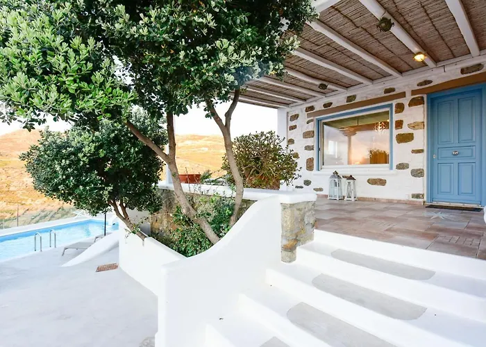 Irina Mykonos Kır Evi