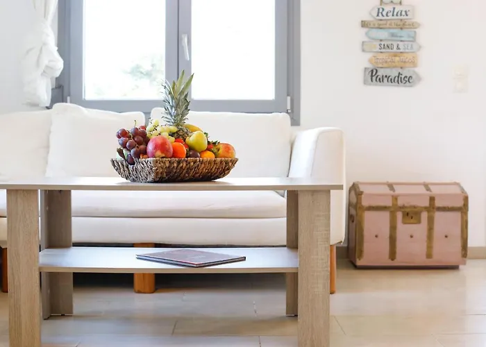 Irina Mykonos Kır Evi