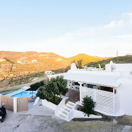 Irina Mykonos * Φτελιά