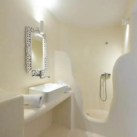 Irina Mykonos Kır Evi *